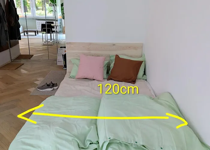 Stare Mieszkanie Na Rakietnikow Warsaw